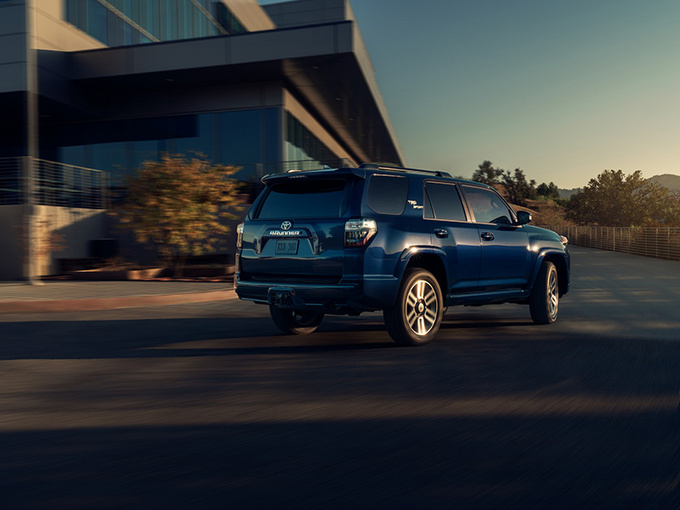 丰田4Runner特别版外观曝光 搭4.0L引擎+四驱-图2