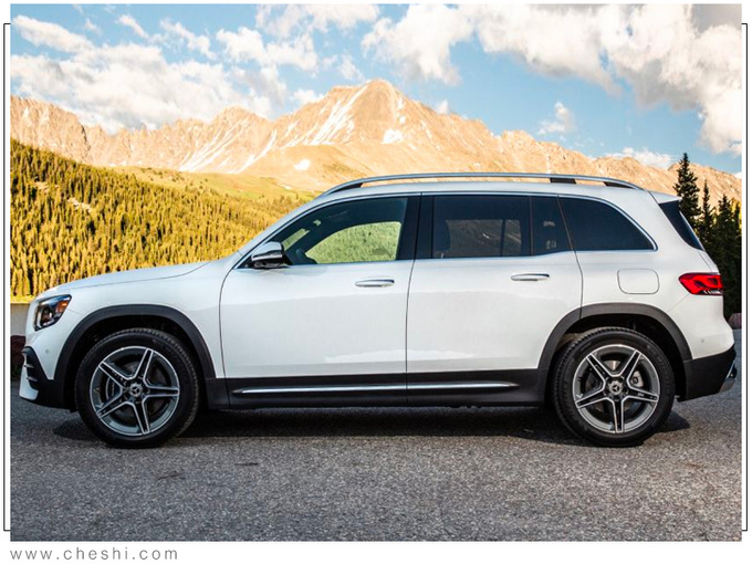 奔驰GLB 250售价曝光搭2.0T引擎/比宝马X1硬派-图2