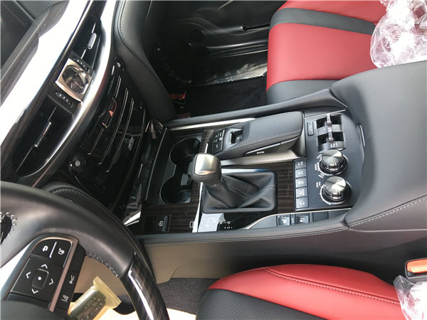 18款雷克萨斯LX570 加版中东版实时价格-图4