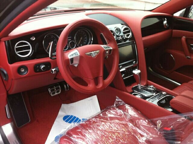 18款宾利飞驰4.0T 顶级豪车S五座批发价-图4