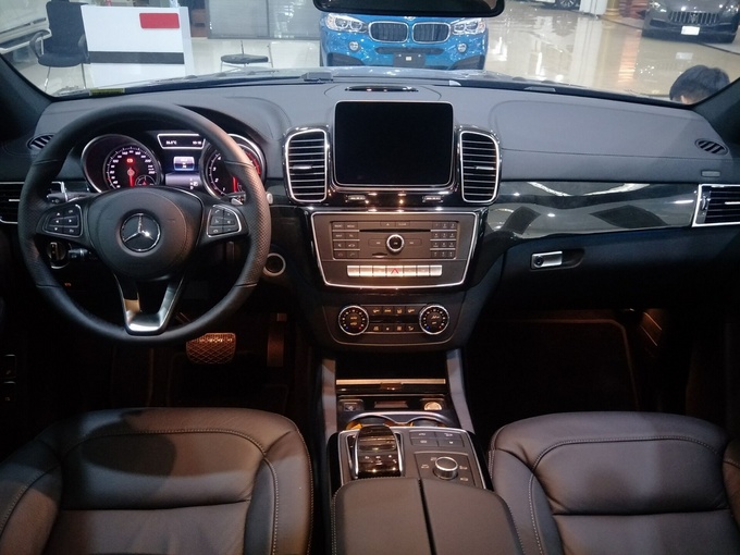 18款奔驰GLS450AMG 加版豪华运动七座SUV-图7