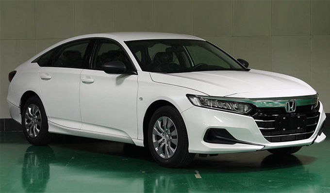 广汽本田新款雅阁实车曝光外观更时尚-尺寸提升-图1