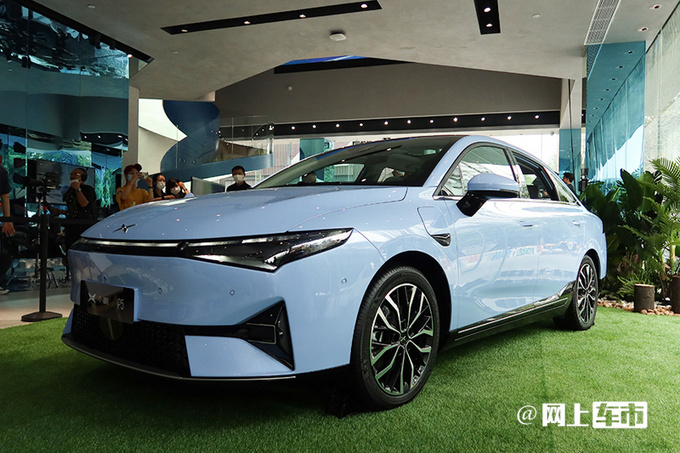 何小鹏出招超快充技术赋能 取代10万以下燃油车-图2