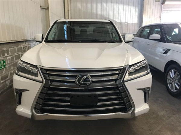 18款雷克萨斯LX570 底线148万保税区特卖-图2