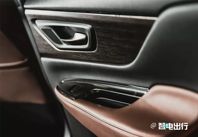 丰田全新皇冠轿车官图发布下月上市/尺寸媲美A6L-图6