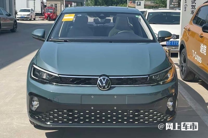 大众朗逸XR本月上市全系1.5L+6AT 预计10万起售-图4