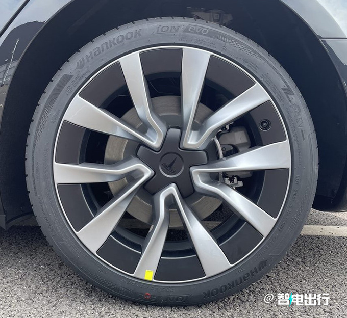 特斯拉新Model 3或更名Model 3+加長26mm 續航提升-圖5
