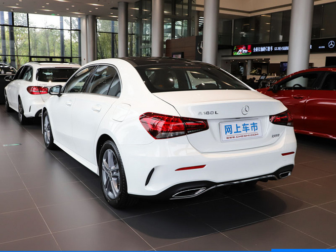 第一台大奔离你有多远或许只有奔驰a级的距离