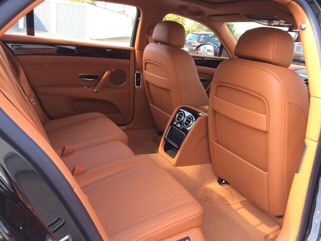 宾利飞驰V8S优雅豪华奢轿 超凡性能优势-图7