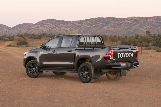 豐田新款HiLux輕混車型油耗公布省7.1-9.5油耗-圖4