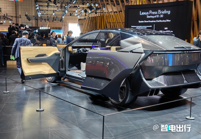 雷克萨斯新轿车首发 官宣实现传统电池车两倍续航-图2