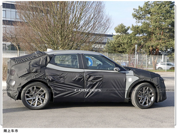 捷尼赛思全新GV60将发布分体大灯/溜背车身设计-图3