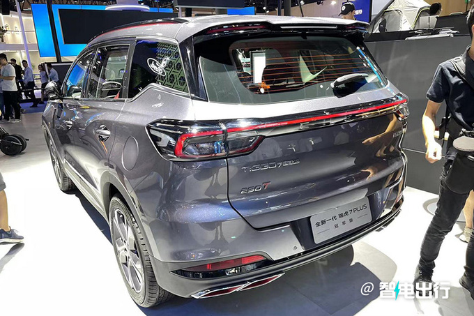 官降3.4万奇瑞新瑞虎7家族售9.99-14.99万 动力提升-图3