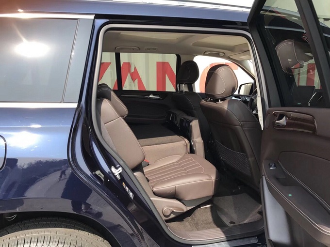 18款奔驰GLS450行情 高档越野车优势惊人-图7