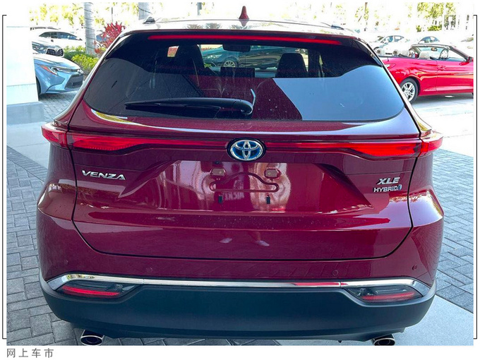 丰田全新SUV实拍今年11月国产/搭2.5L混动-图3