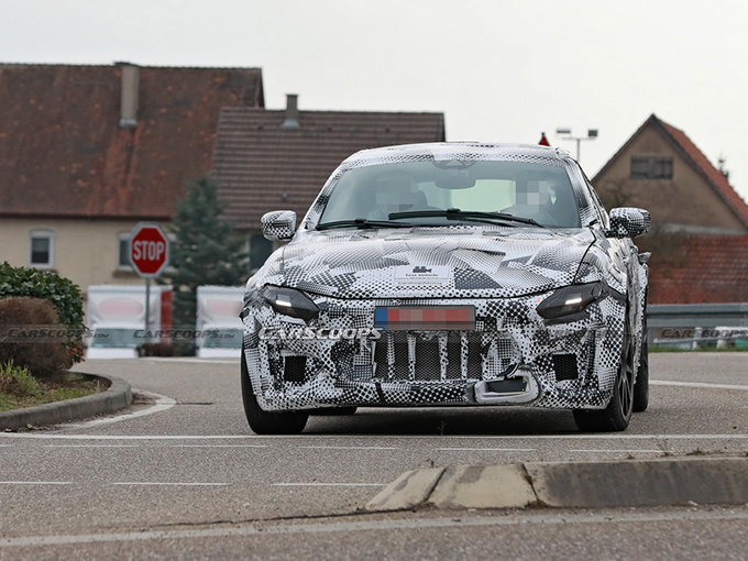 法拉利全新SUV谍照曝光搭3.9T/换搭新款大灯-图1