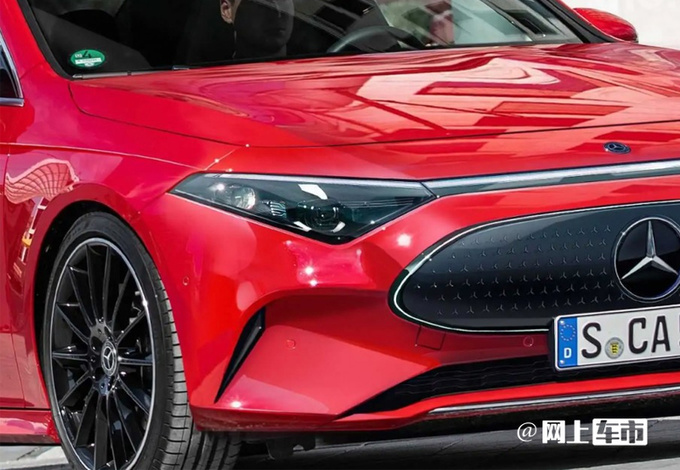 奔驰全新轿车曝光配大尾翼/pk特斯拉Model 3-图2
