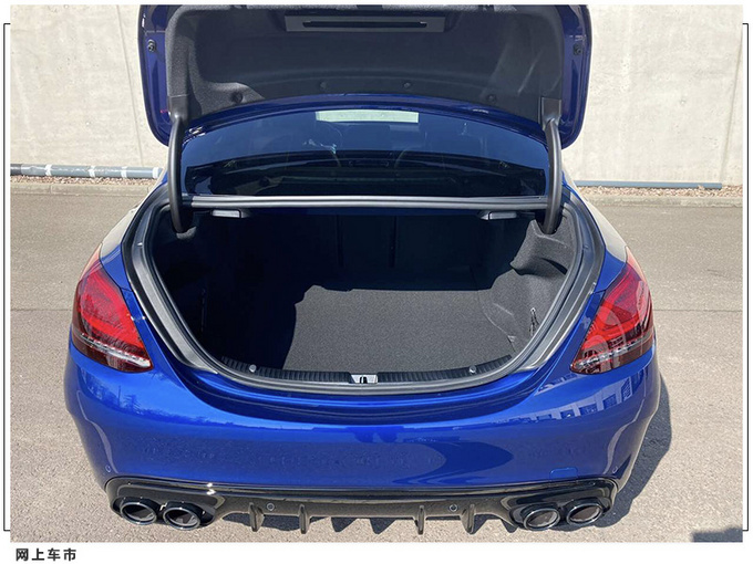 奔驰C43 AMG实拍曝光 搭3.0T引擎/四出排气布局-图9