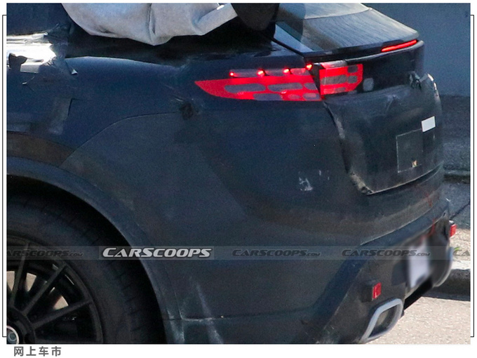 保时捷小号卡宴推新车型内饰升级三块液晶屏-图5