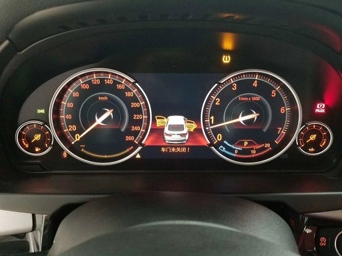 宝马X6中东3.0T 五座汽油69.8万实力热销-图6