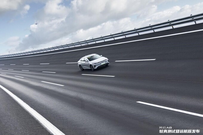 奇瑞风云A8远航版「较真」上市10.99万起解决所有混动痛点-图3