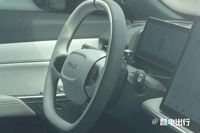 东风eπ007首发XX月XX日预售 配电动剪刀门-图5