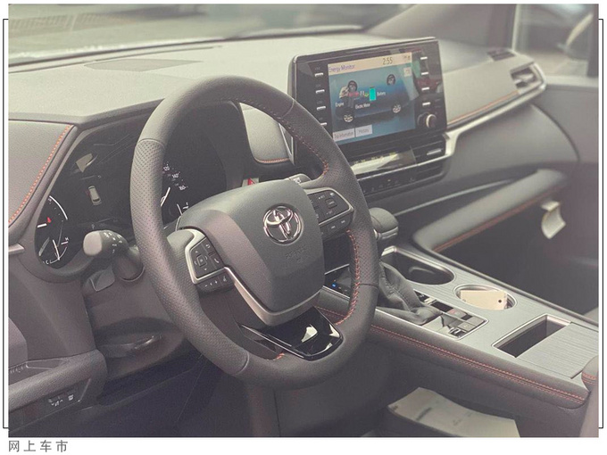 丰田全新塞纳运动版到店实拍搭2.5L/配熏黑套件-图4