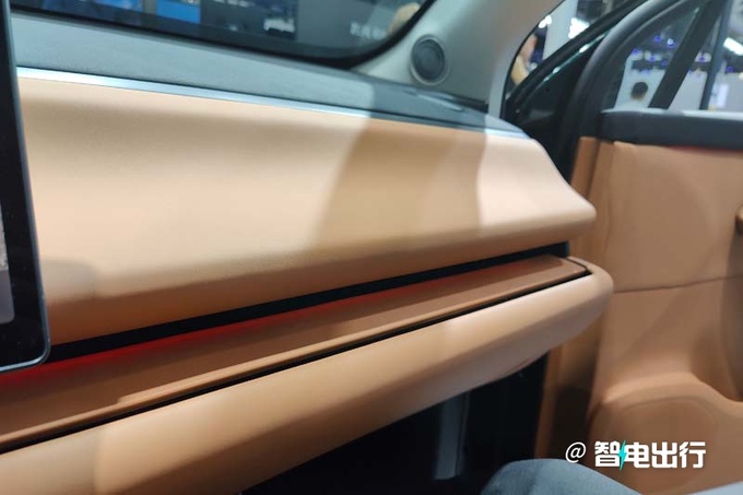 零跑C10下月10日预售销售订金1千 预计12.98万起-图16