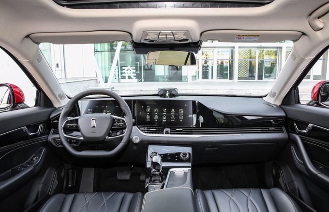 三代对三代 奔腾B70名爵6伯仲难分-图3