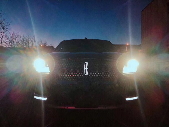 18款林肯加版领航员 傲人越野领风云所向-图2