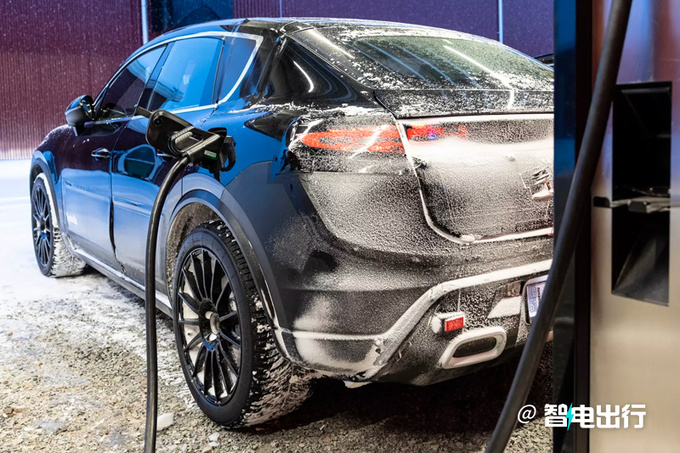 保時捷全新SUV曝光下周全球首發/售價大幅上漲-圖4