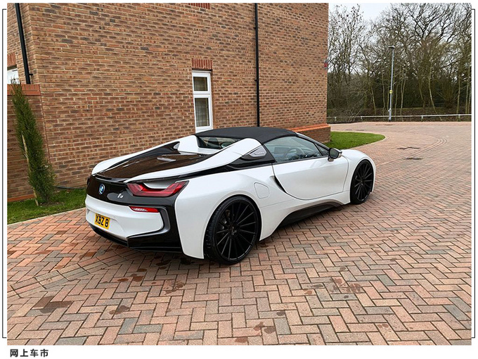 宝马i8敞篷版实拍搭1.5T插混/前卫剪刀门造型-图4