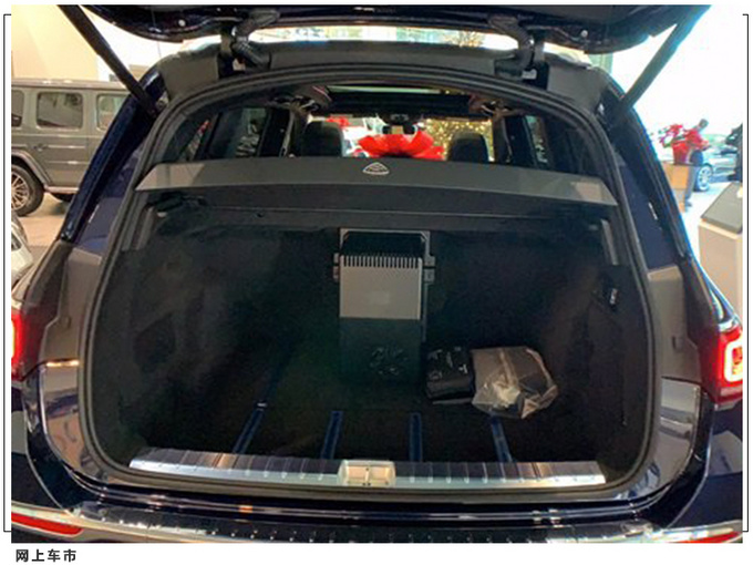 迈巴赫GLS 600进店实拍搭4.0T引擎/后排极致奢华-图9