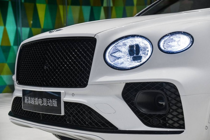 新添越插电混动版首秀 宾利展现电动化野心-图11