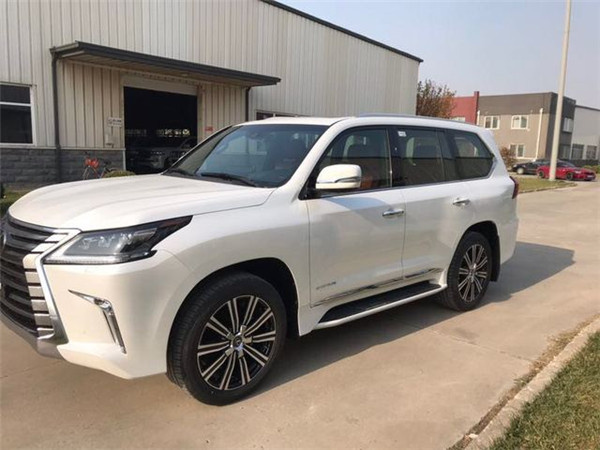 18款雷克萨斯LX570八座 大咖级日系越野-图2