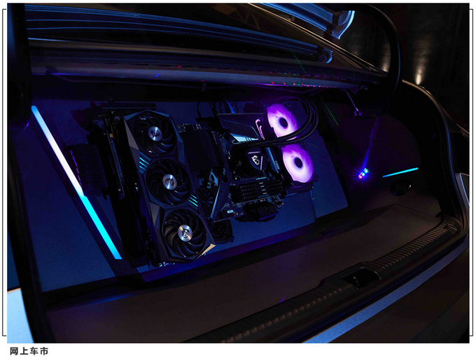 雷克萨斯IS特别版搭3.5L引擎/配霓虹灯内饰-图5