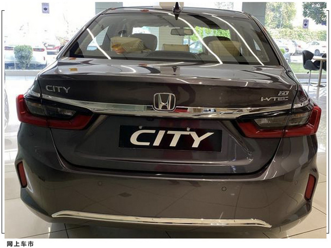 本田小号雅阁实拍矩阵式LED大灯/双色内饰简洁-图3