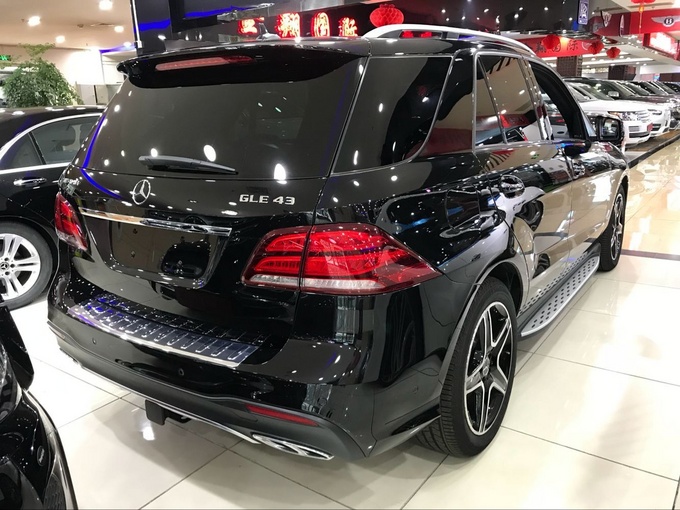 18款美规奔驰GLE43AMG 价格合理性能傲人-图3