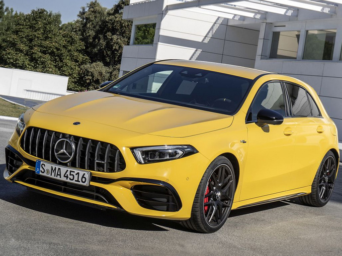 奔驰两款新车售价曝光搭2.0T引擎/pk宝马1系-图1