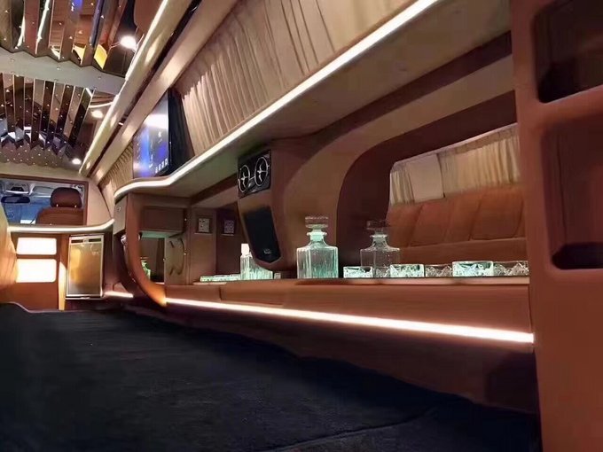 全球仅此一台新款加长宝马X5 惊艳实拍图-图6