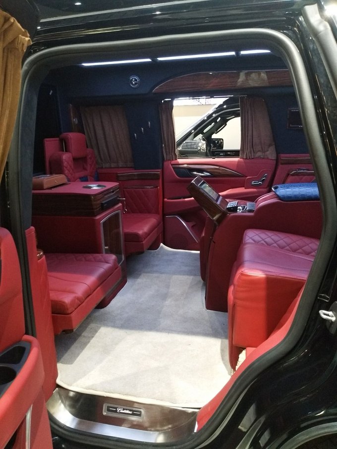 18凯迪拉克总统一号 加长豪华商务235万-图7