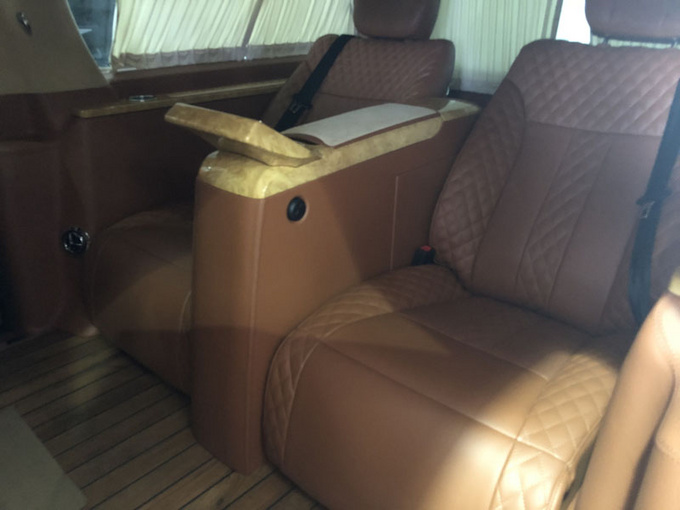 林肯领航员四座报价 总裁祥荣版配置颇丰-图5