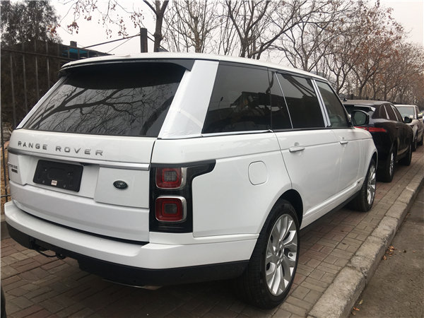 18款路虎揽胜行政全系促销 价格跌至谷底-图4