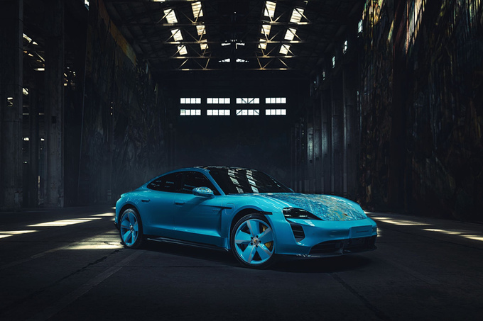 成都车展保时捷Taycan Turbo S  X 丁乙艺术与跑车的碰撞-图4