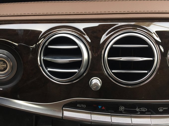 18款奔驰迈巴赫S560 四驱豪车全方位实拍-图8