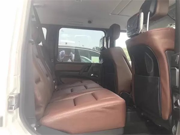 17款奔馳G500 各版本與中規(guī)對比價(jià)格差異-圖6