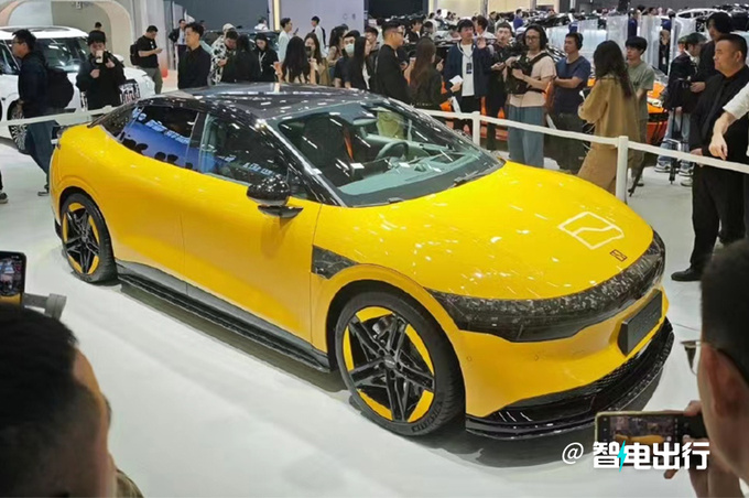 极氪007首发亮相预售22.49万起 明年1月上市-图2