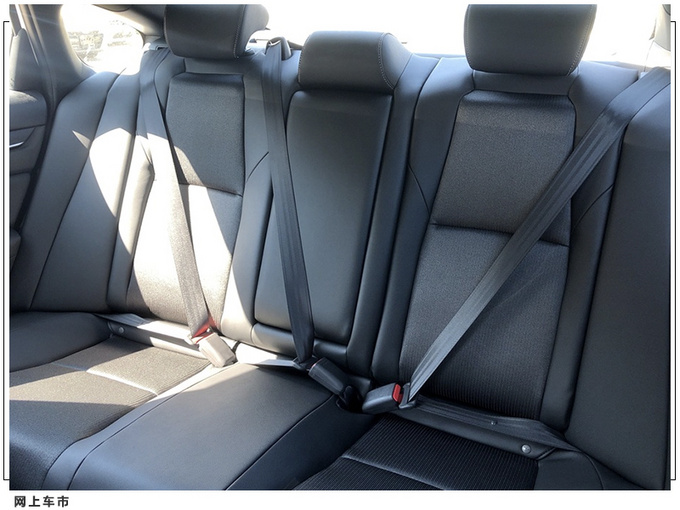 本田新款雅阁实拍 搭2.0T+10AT/熏黑进气格栅-图6