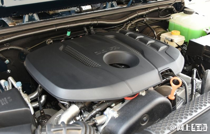 北汽BJ40环塔冠军版配置曝光 配三把锁 售21.49万-图6