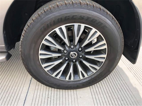 日产途乐魅力绝杀丰田陆巡 17/18款特卖-图11